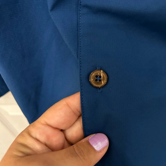 . Patagonia Big Slur Blue Short Sleeve 50 SPF Shirt size L - Picture 4 of 6